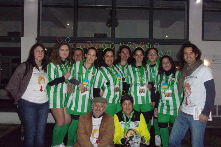 EXPLICOLÂNDIA patrocina o evento de Carnaval foliões na rua e a II descida em carrinhos de rolamentos.