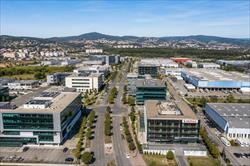 RE/MAX reforça liderança no mercado imobiliário comercial com mais de 4.700 imóveis em todo o país