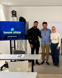 House Shine termina formação para unidade em Amadora
