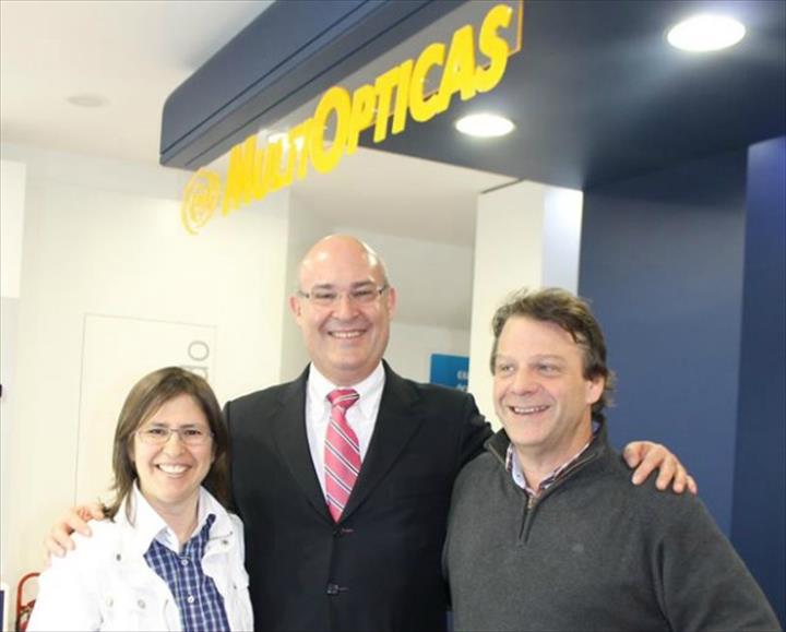 MULTIOPTICAS DE MOSCAVIDE CELEBRA 3º ANIVERSÁRIO