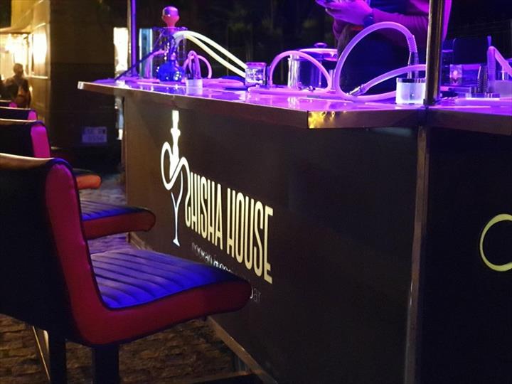 Shisha House on Road